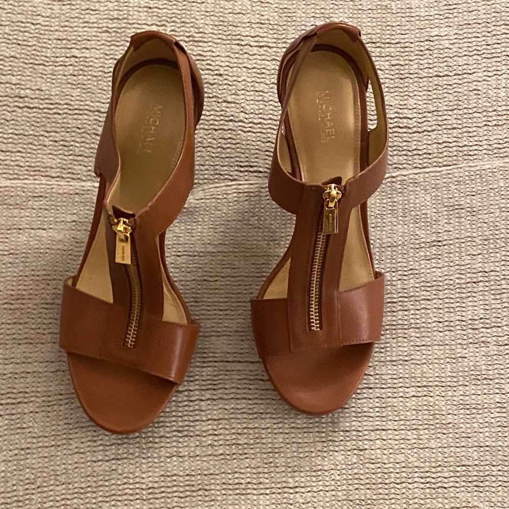 Michael Kors gold zip heels brown 8.5